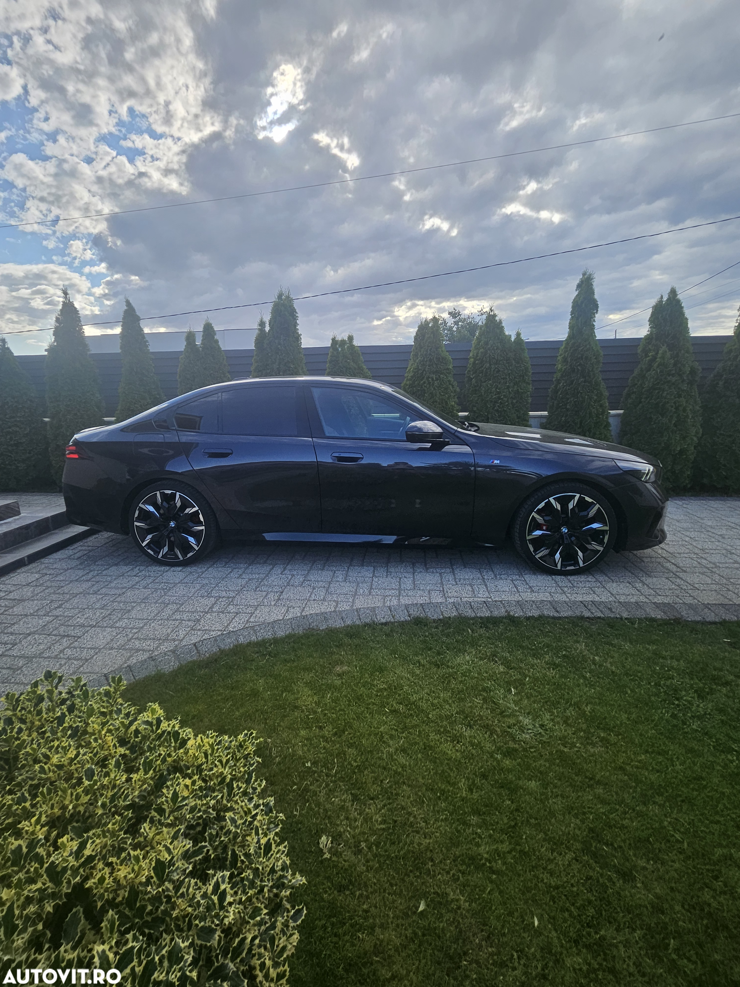 BMW Seria 5 520d xDrive AT MHEV - 4