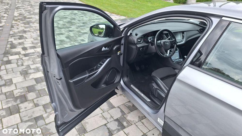 Opel Grandland X 1.5 D Start/Stop Color Line - 15