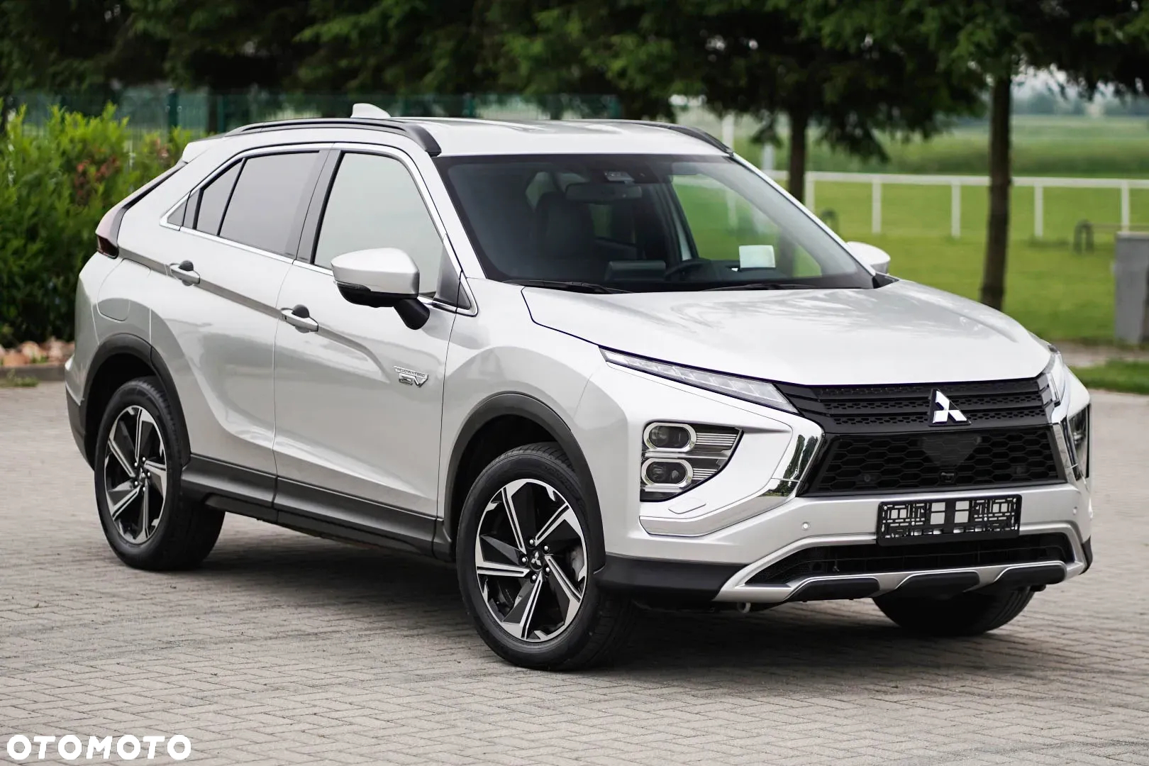 Mitsubishi Eclipse Cross 2.4 PHEV Instyle Plus - 4