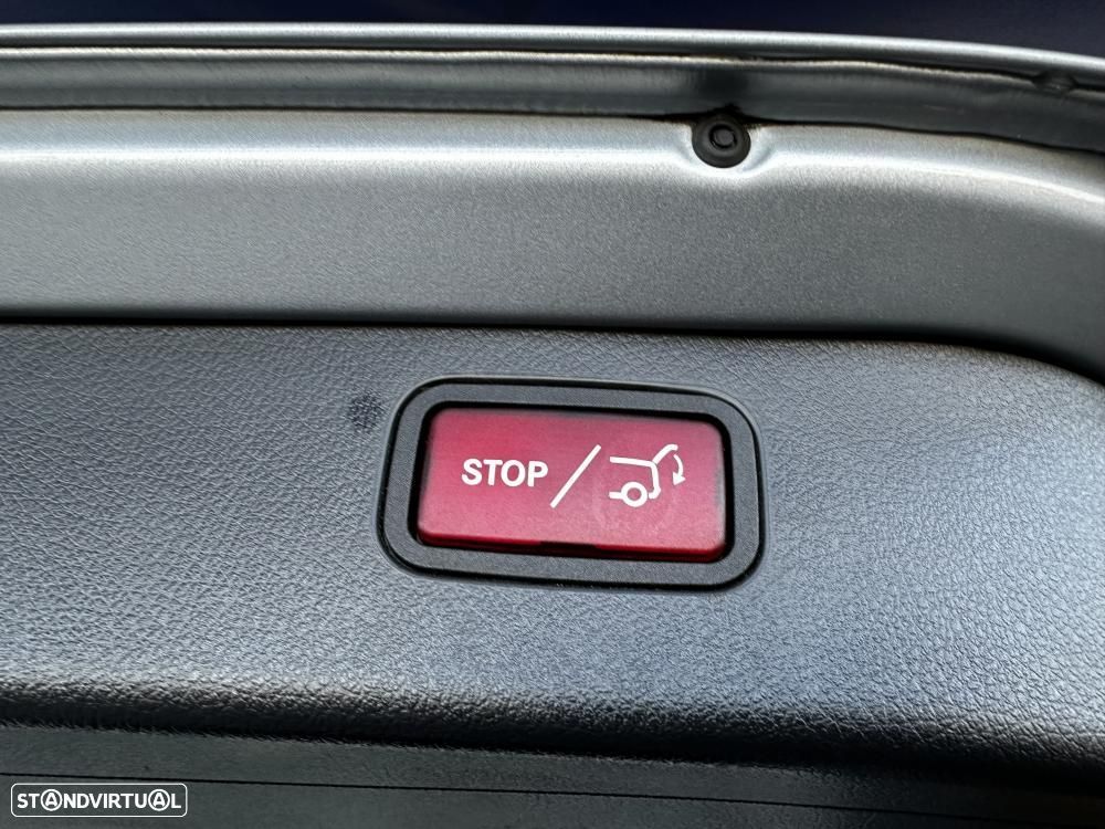Mercedes-Benz C 300 e T 9G-TRONIC Avantgarde - 55