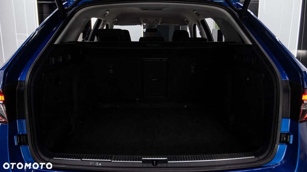 Skoda Superb 2.0 TDI SCR Ambition DSG - 28