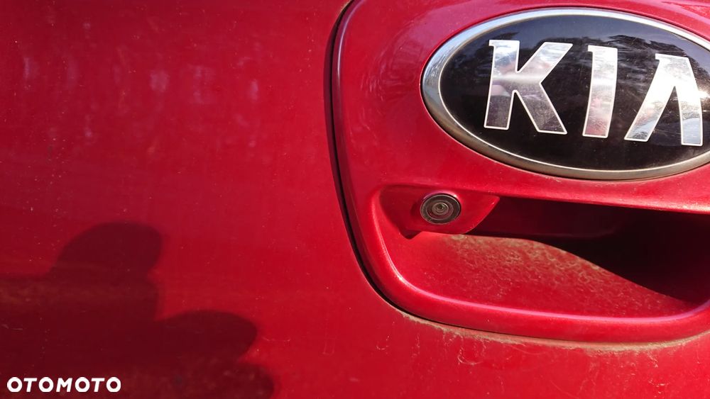 Kia Rio - 16