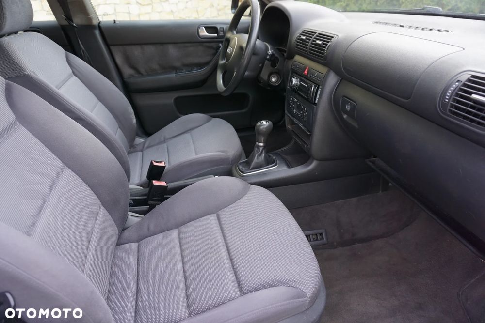 Audi A3 1.9 TDI Ambiente - 15