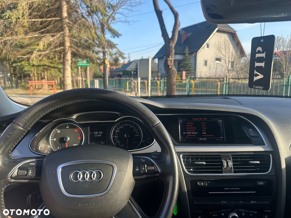 Audi A4 Avant 2.0 TDI - 11