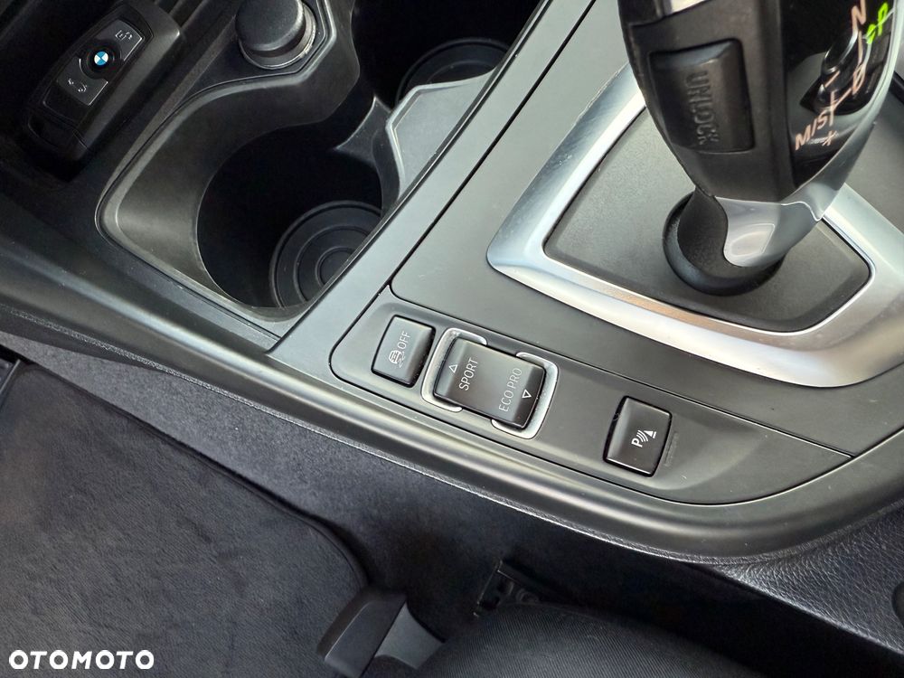 BMW Seria 1 120d Urban Line - 21