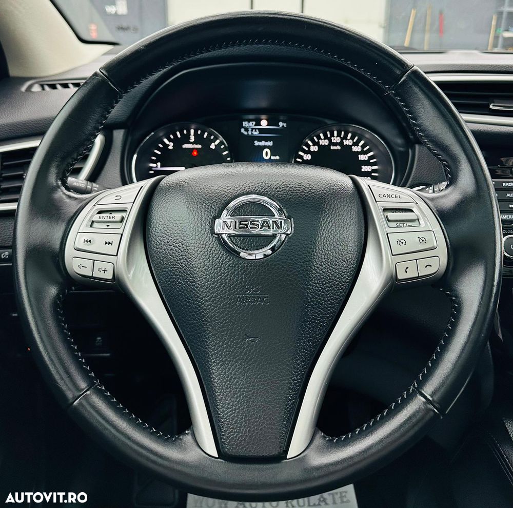 Nissan Qashqai 1.6 DCI TEKNA - 33