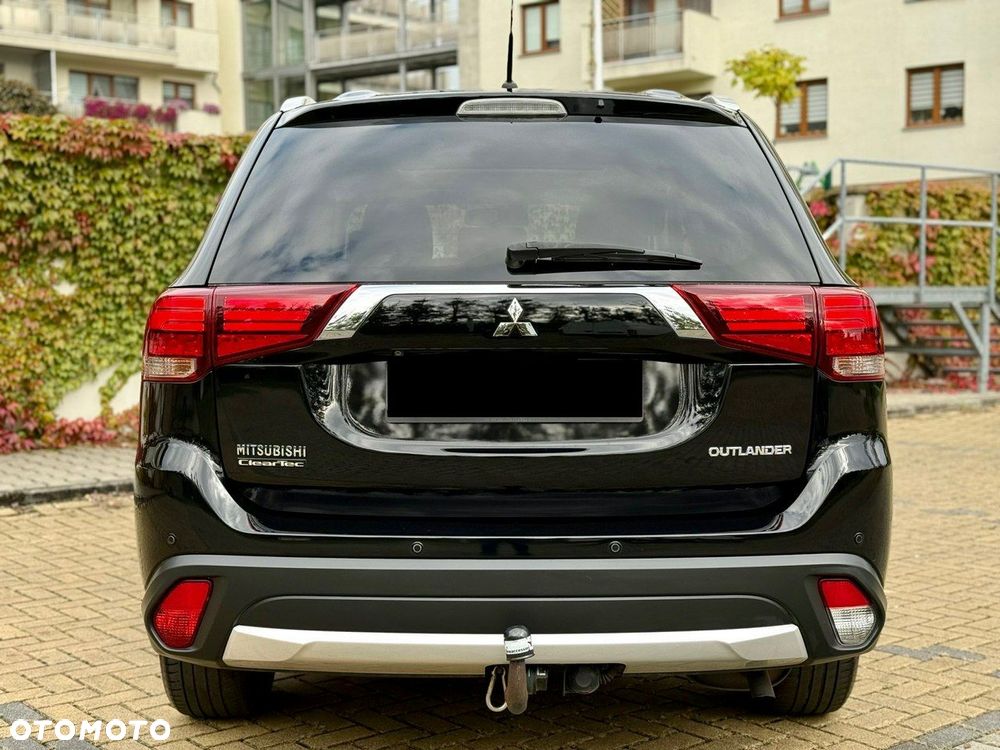 Mitsubishi Outlander - 14