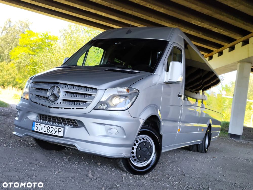 Mercedes-Benz Sprinter - 1