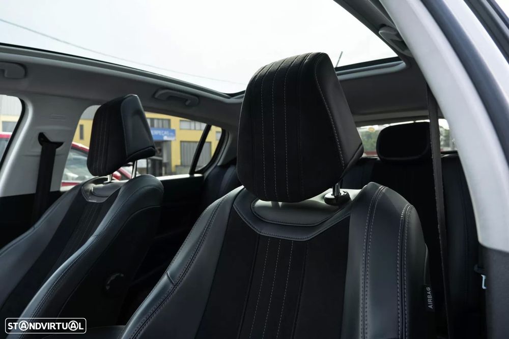 Peugeot 308 - 13