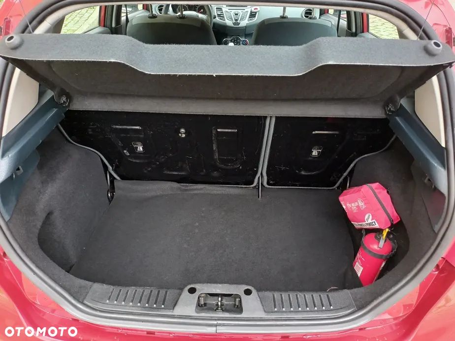 Ford Fiesta - 21