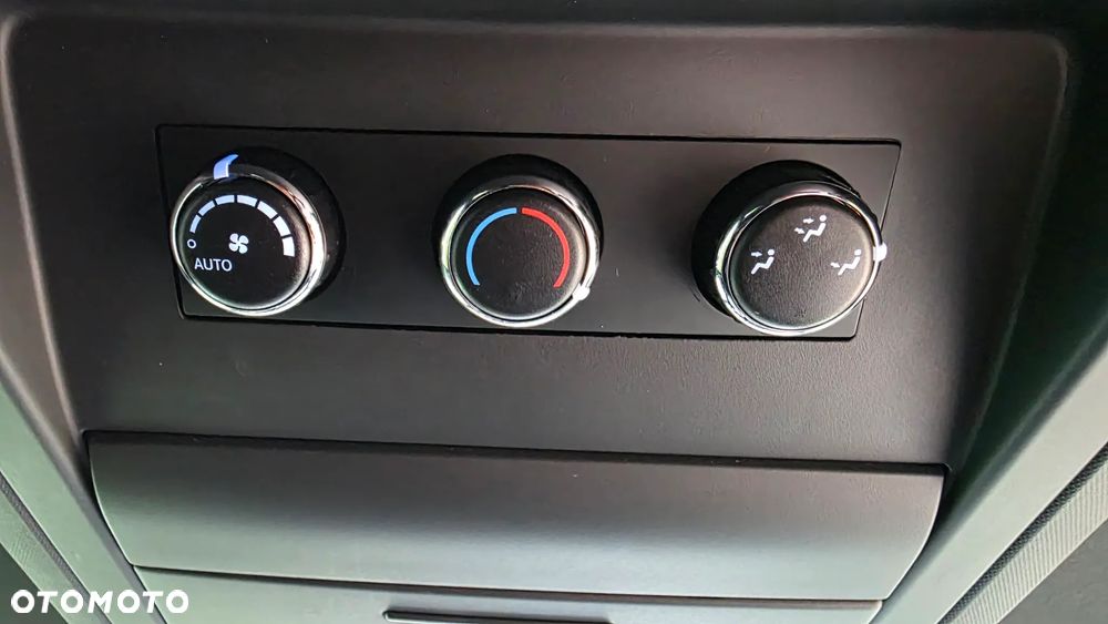 Dodge Grand Caravan 3.6 R/T - 23