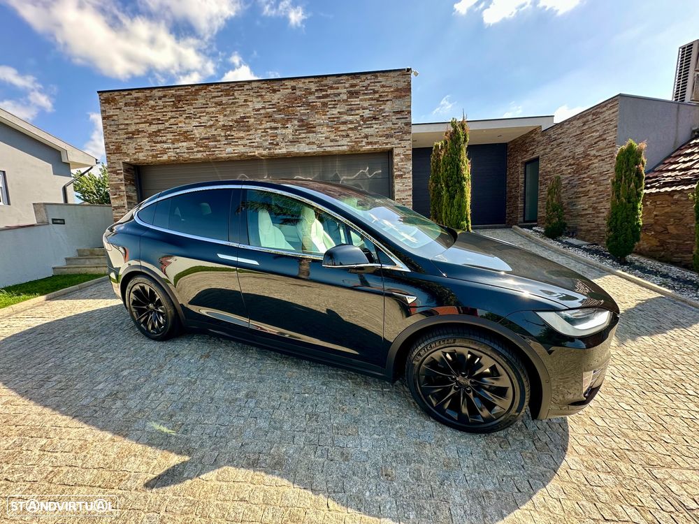 Tesla Model X P90D AWD - 3