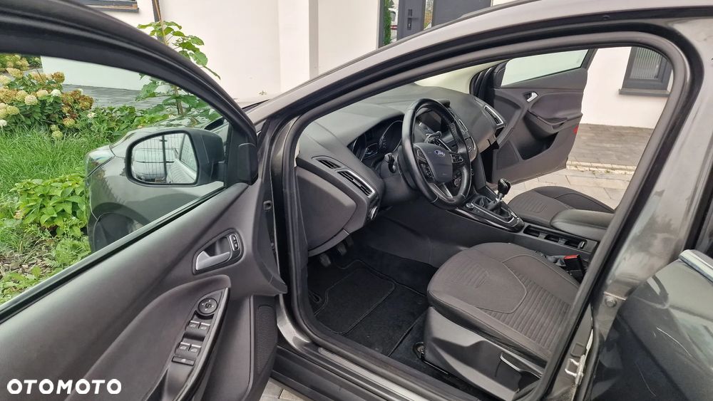 Ford Focus 1.5 TDCi Titanium - 17