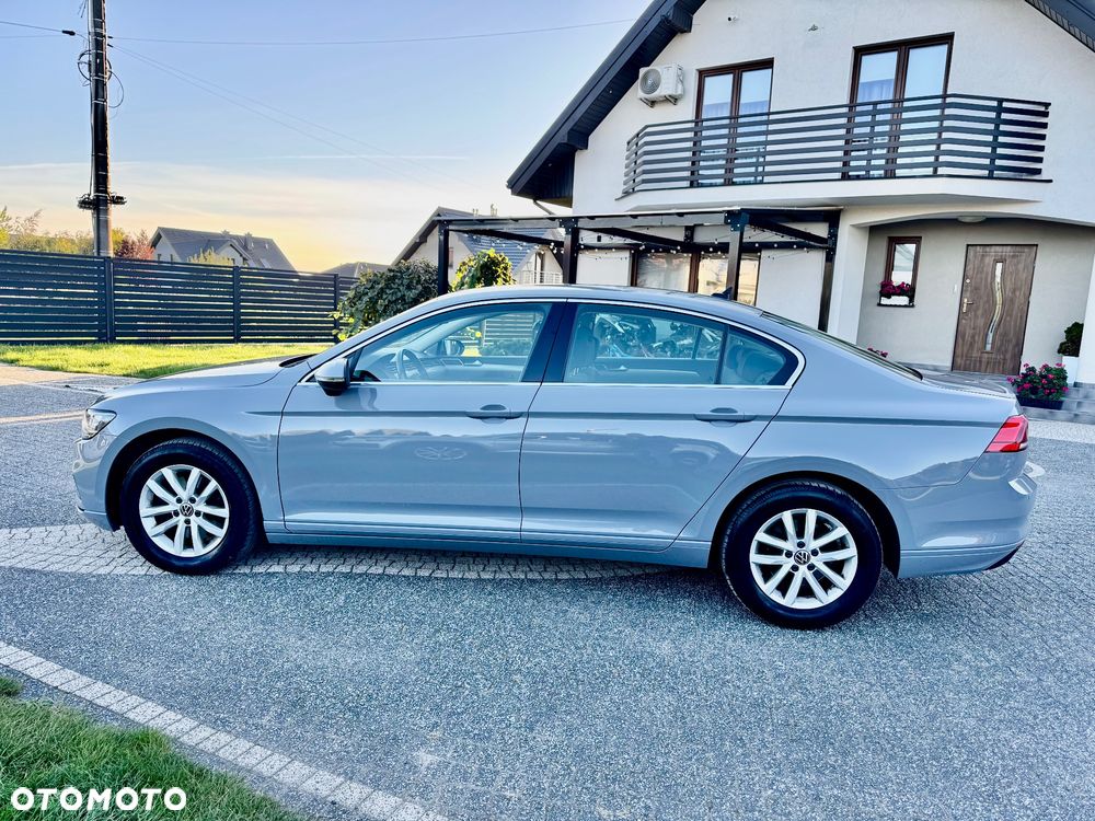 Volkswagen Passat 2.0 TDI EVO Elegance - 2