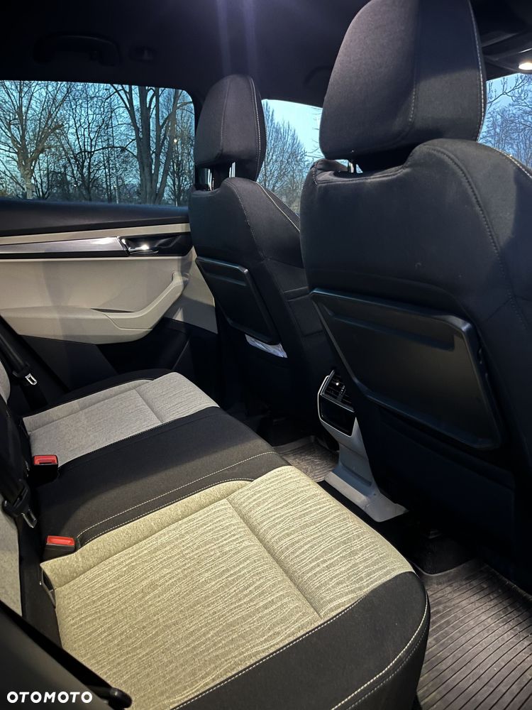 Skoda Karoq 2.0 TDI SCR 4x4 Style DSG - 9