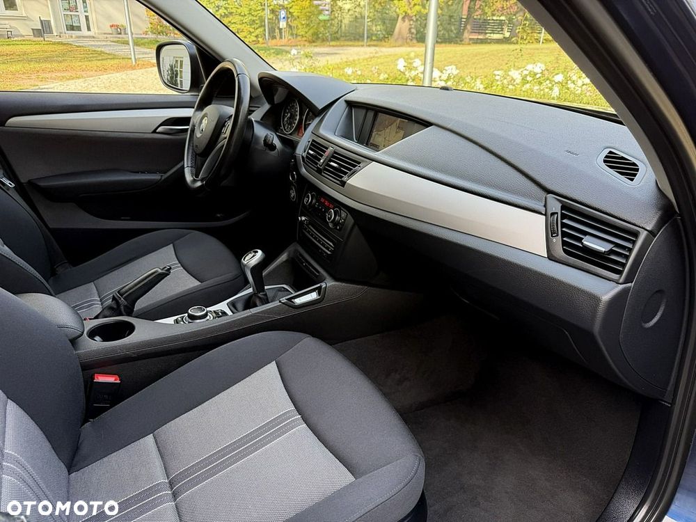 BMW X1 - 10
