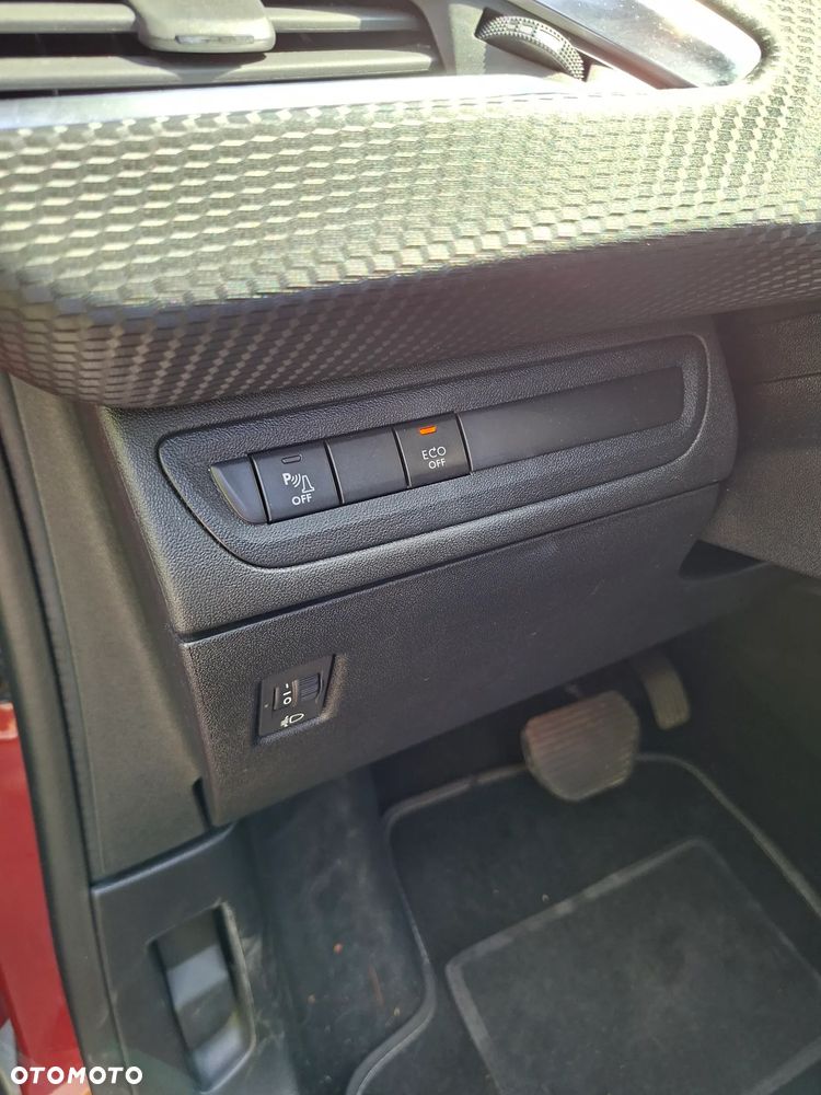 Peugeot 2008 PureTech 110 GPF Stop&Start EAT6 Active - 15