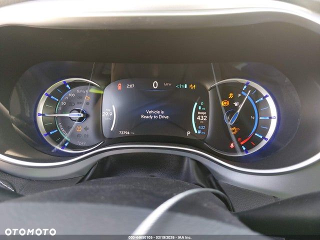 Chrysler Pacifica - 6