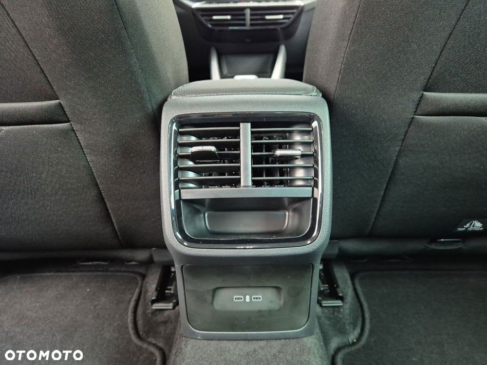 Skoda Octavia 1.5 TSI mHEV 30 Years DSG - 41