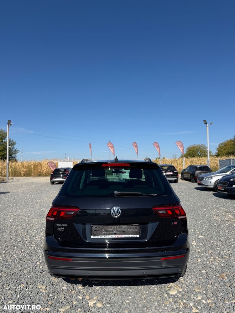 Volkswagen Tiguan - 15