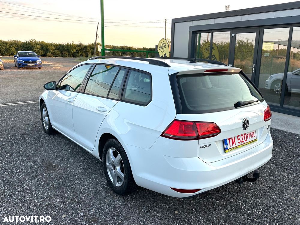 Volkswagen Golf - 5