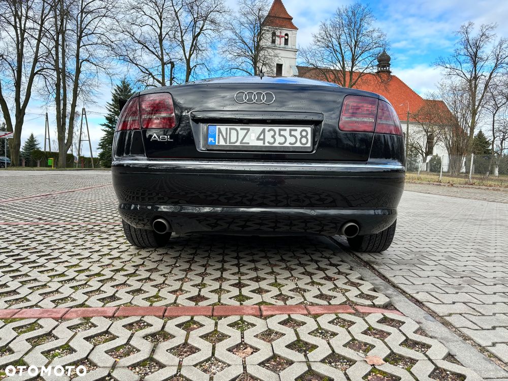 Audi A8 - 12