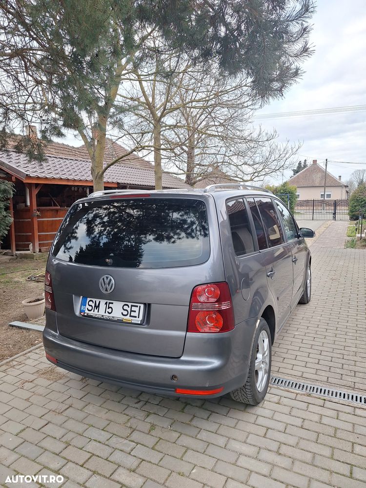 Volkswagen Touran 1.9TDI Highline - 3
