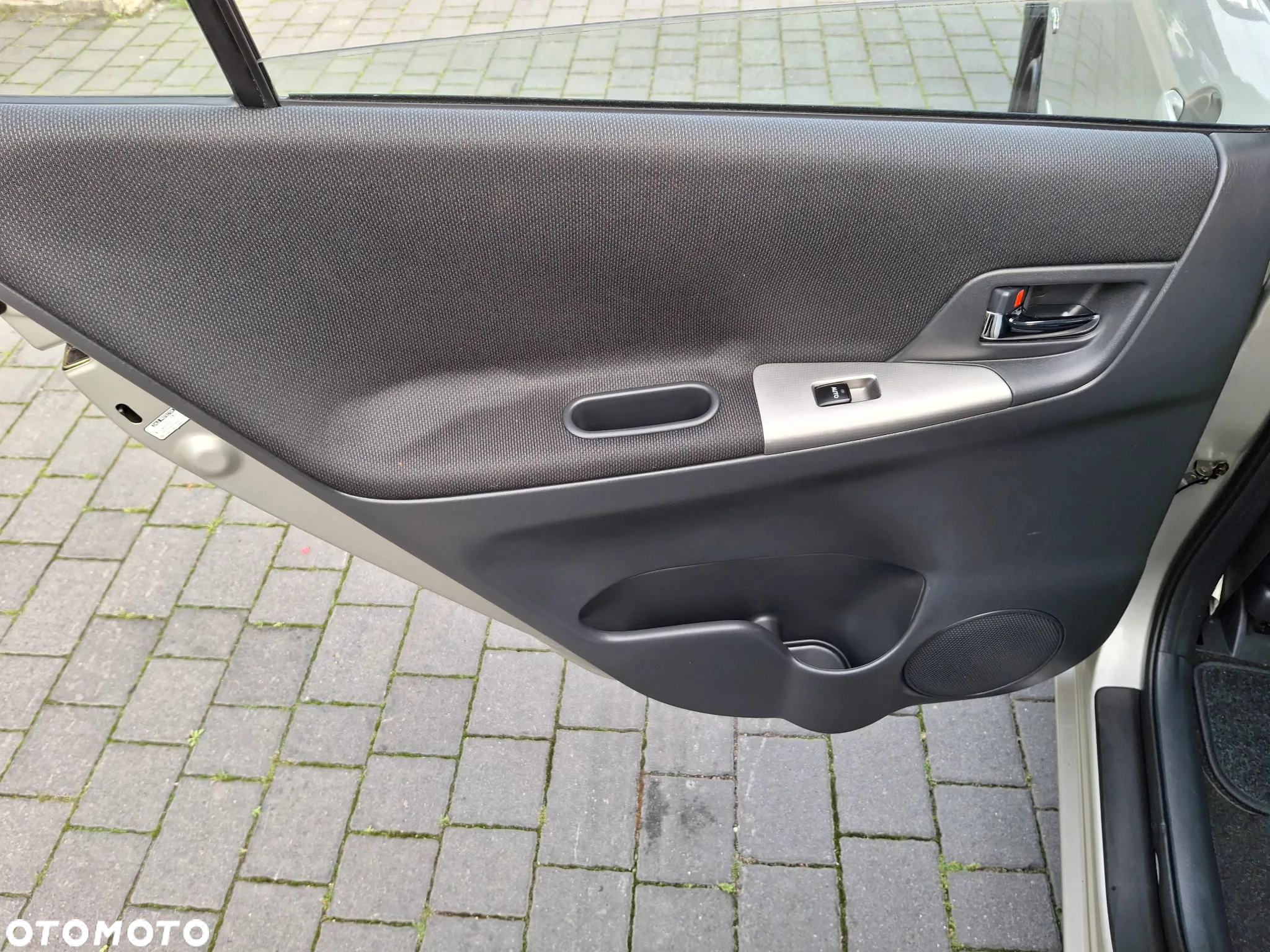 Toyota Corolla Verso 2.0 D-4D Sol - 29