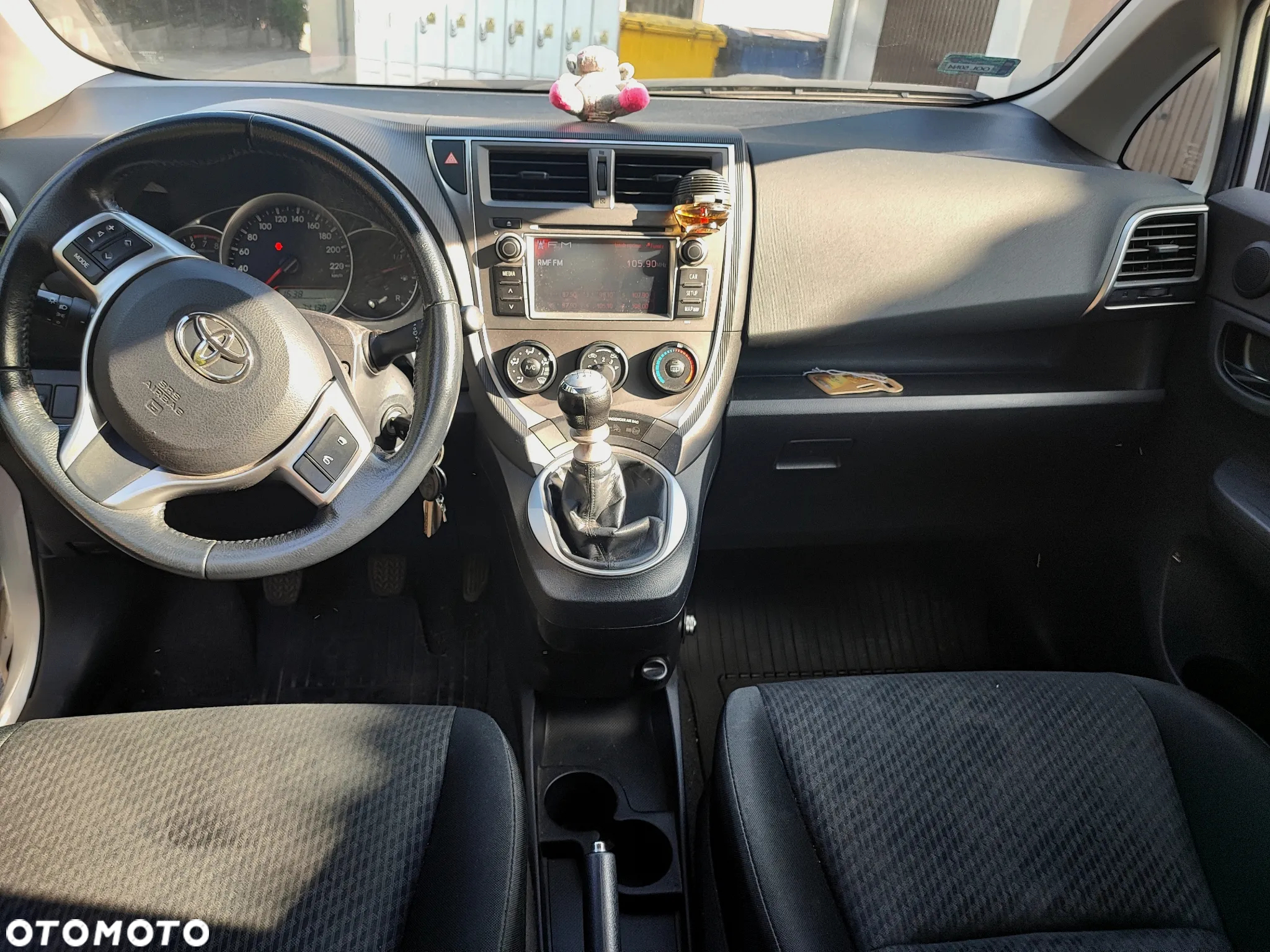 Toyota Verso S - 5
