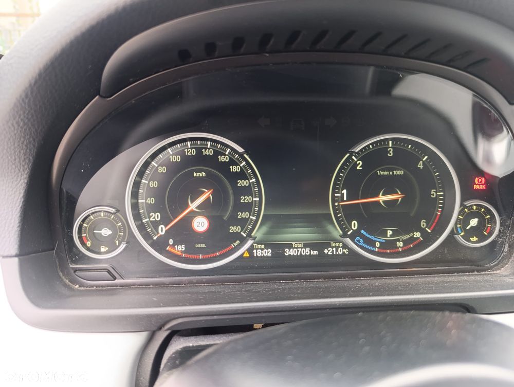 BMW Seria 5 520d - 16