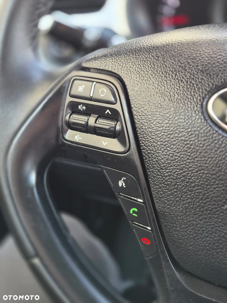 Kia Ceed 1.4 CVVT ISG Spirit - 12