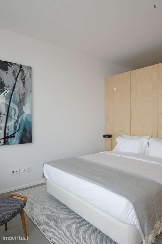 Apartamento com 1 quartos - localizado em Cedofeita Porto - Grande imagem: 2/8