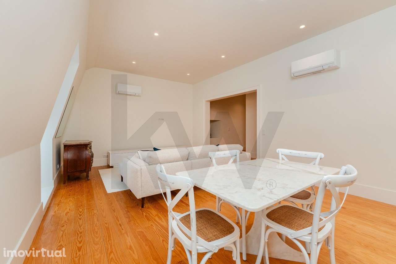 T2 de Luxo com Vista Rio no Largo de Santos — Elegância e História no - Grande imagem: 2/33