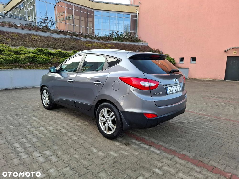 Hyundai ix35 2.0 CRDi Comfort 4WD - 2