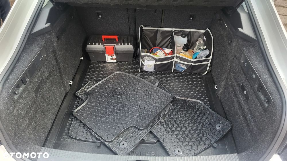 Skoda Superb 1.8 TSI Active DSG - 19