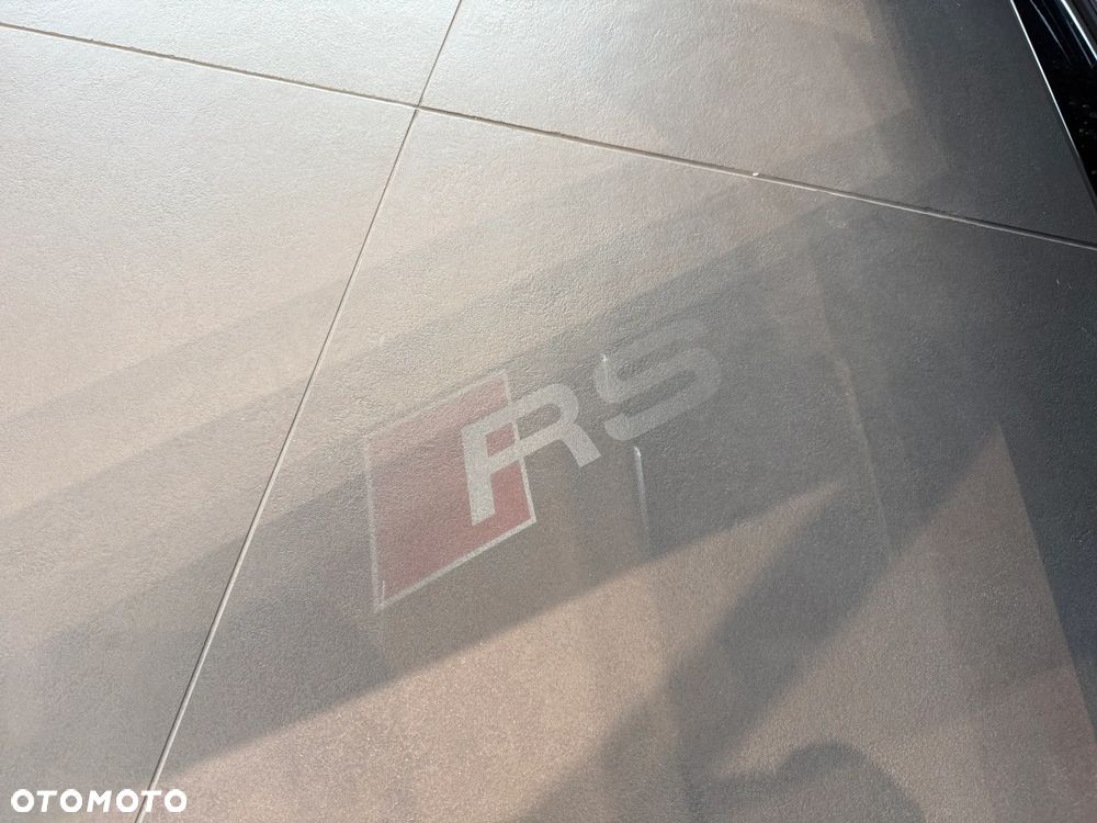 Audi RS5 Avant e-Hybrid 470kW Tiptronic - 24