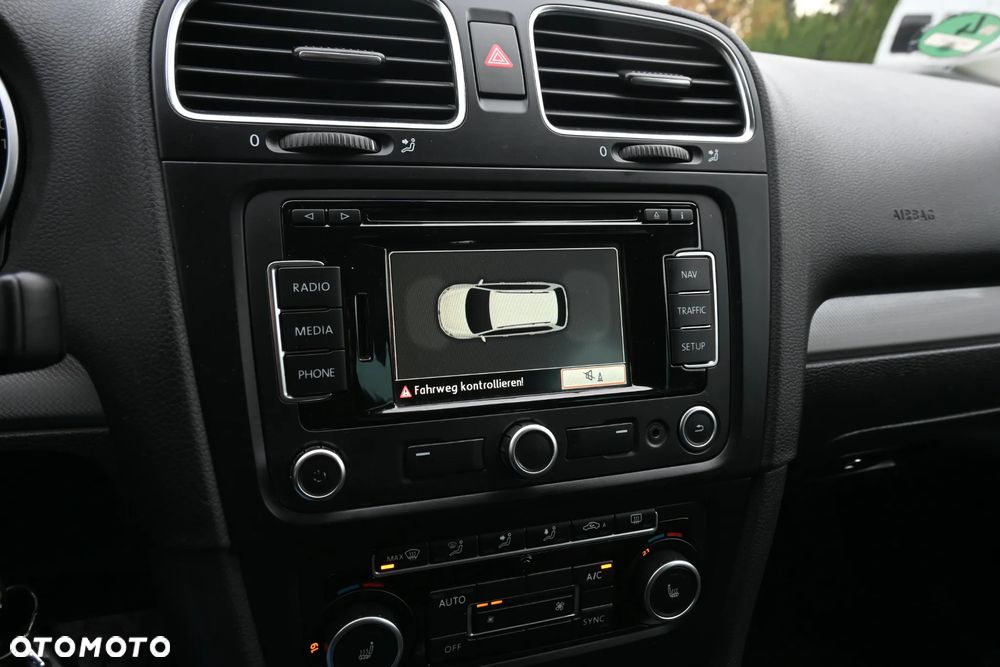 Volkswagen Golf 2.0 TDI DPF MATCH - 33