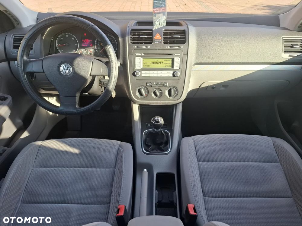 Volkswagen Jetta 2.0 TDI DPF Highline - 9