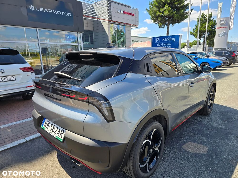 Alfa Romeo Junior 1.2 mHEV Ibrida Speciale eDCT - 10