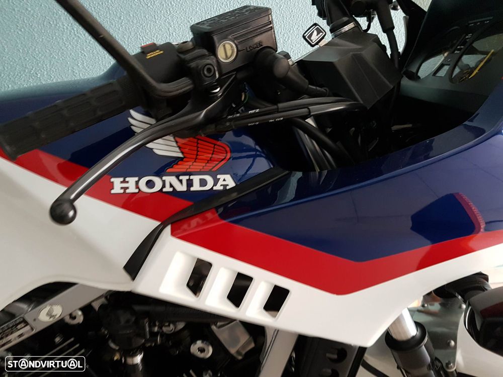 Honda CB VF500F - 8