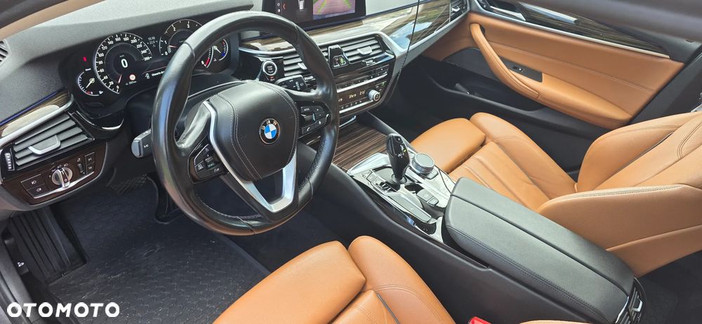BMW Seria 5 530d xDrive - 20