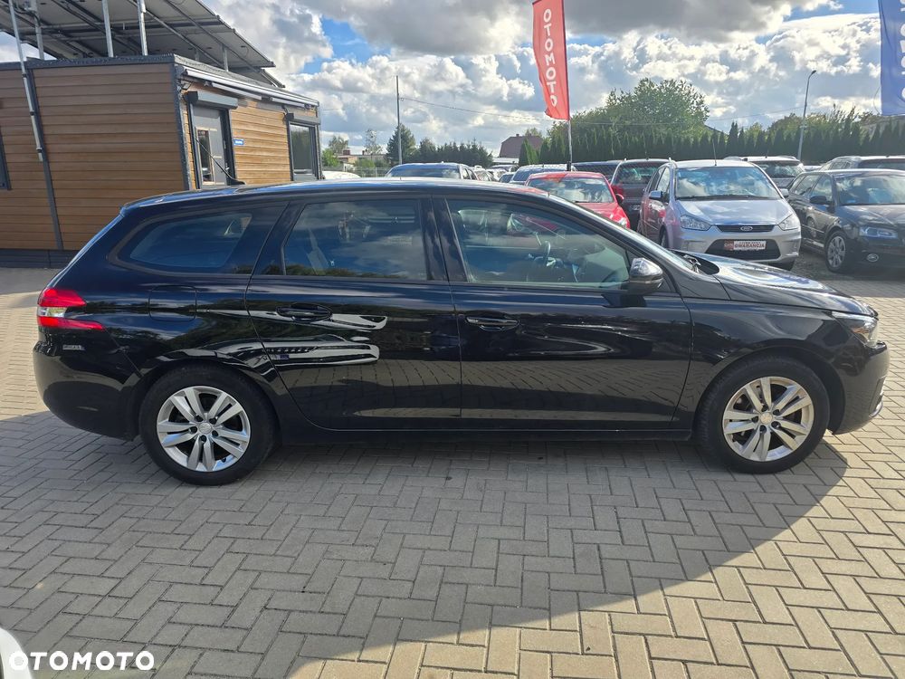 Peugeot 308 - 3
