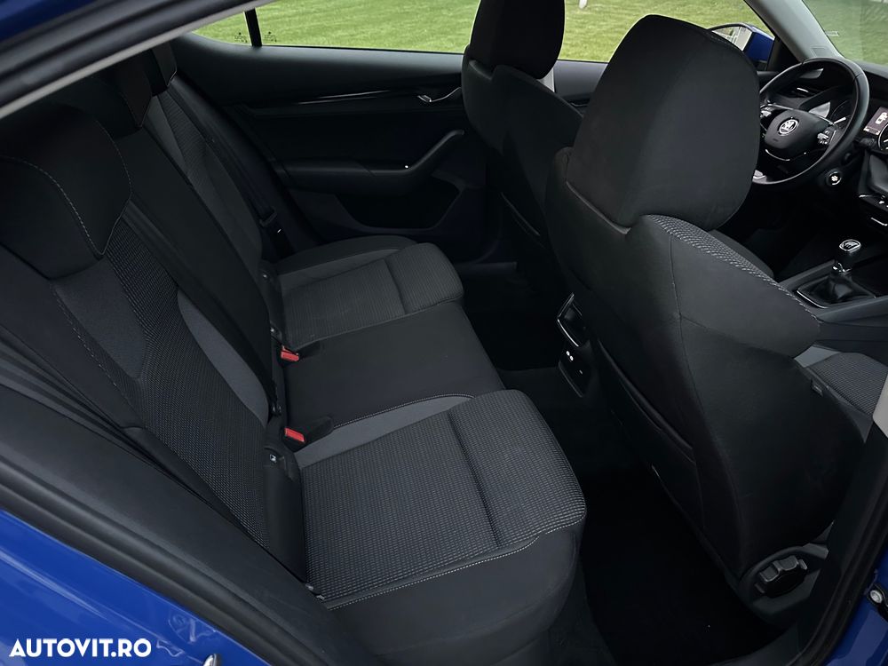 Skoda Octavia - 10