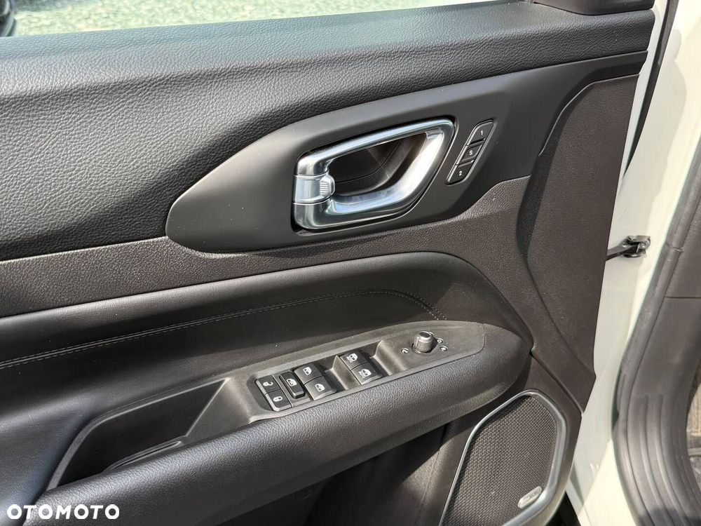 Jeep Compass - 30