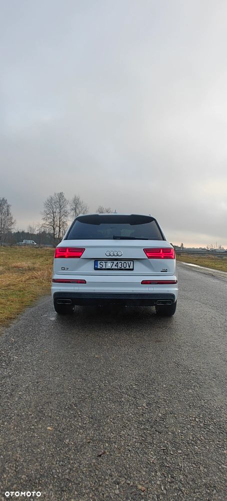 Audi Q7 - 4
