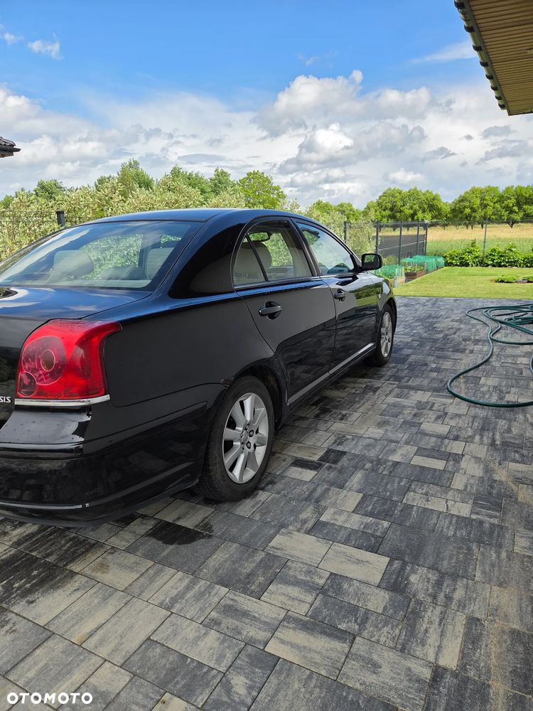 Toyota Avensis 1.8 VVT-i Sol - 5