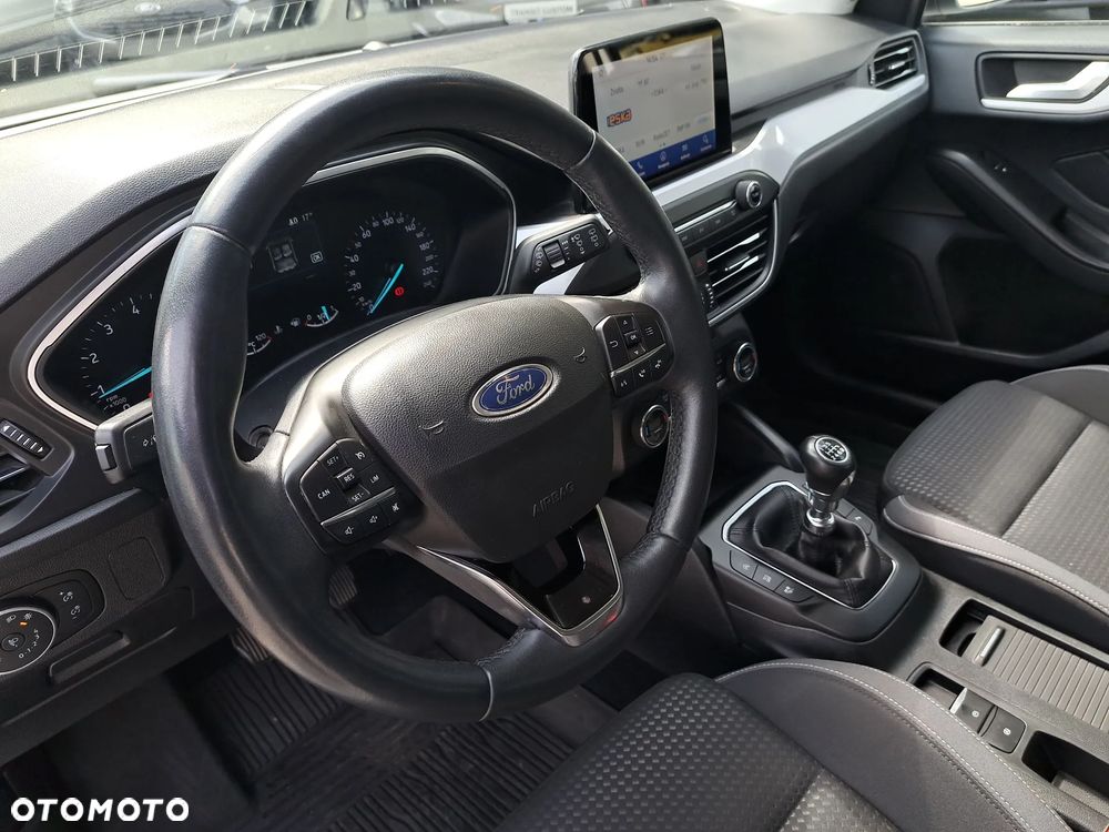 Ford Focus 1.0 EcoBoost Titanium Business - 12