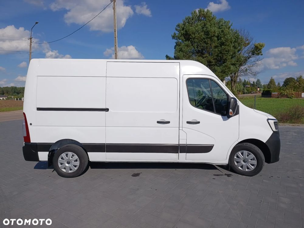 Renault Master III - 9
