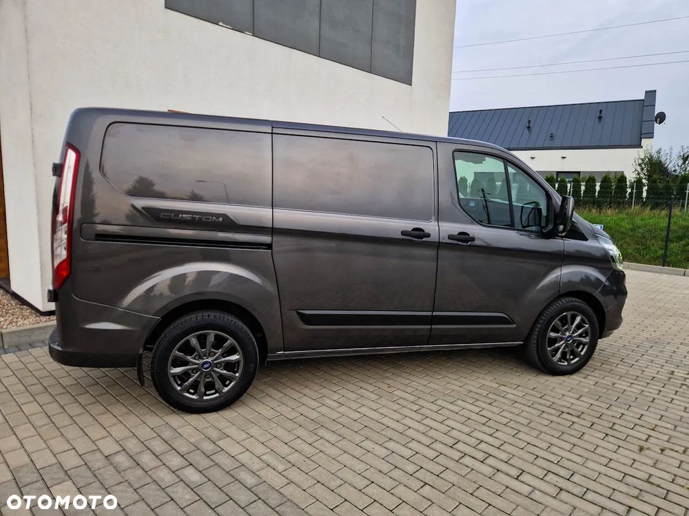Ford TRANSIT CUSTOM - 6