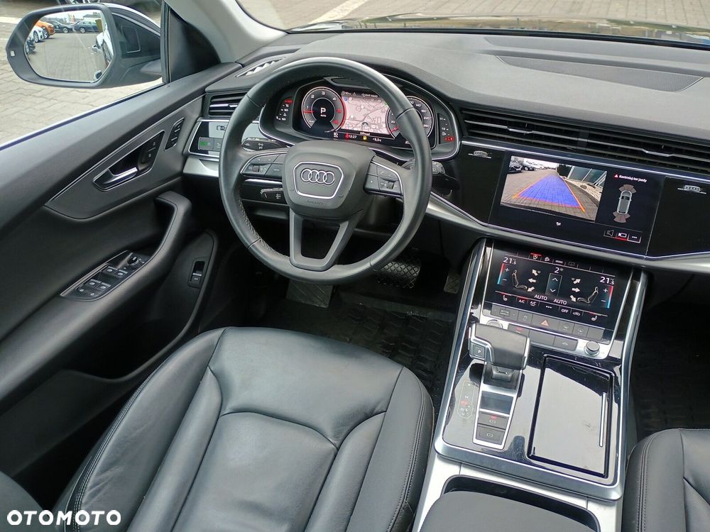 Audi Q8 - 16